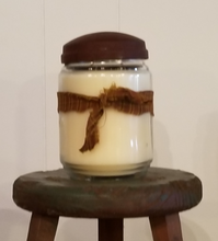 Load image into Gallery viewer, Soy Wax Candle - Buttercream
