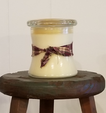 Load image into Gallery viewer, Soy Wax Candle - Blackberry Vanilla
