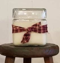 Load image into Gallery viewer, Soy Wax Candle - Cherry Almond
